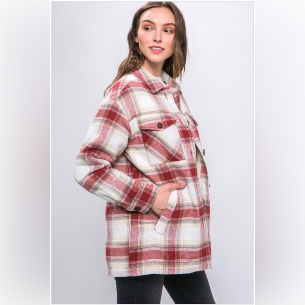301 🎀 Rust Plaid Shacket